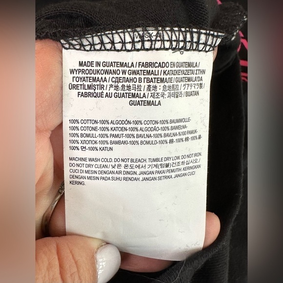 Vans Women’s 66 Supply Long Sleeve Tee in Black/Pink Size XS NWT - Picture 5 of 13